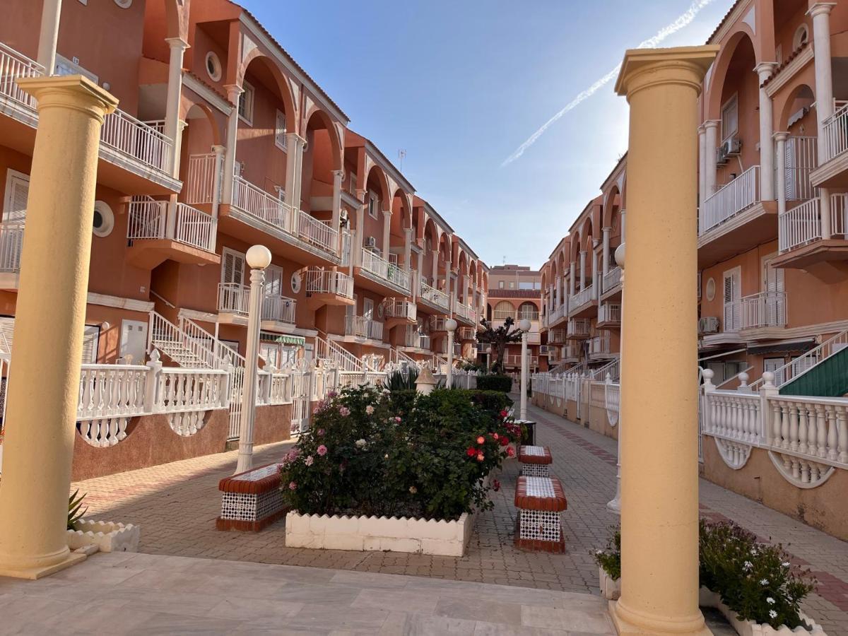 Apj Emperadores Apartment With Swimming Pool, 100 M From Beach La Mata Ла-Мата Екстер'єр фото